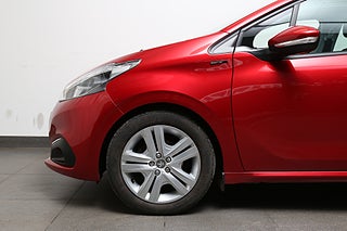 Halvkombi Peugeot 208 9 av 24