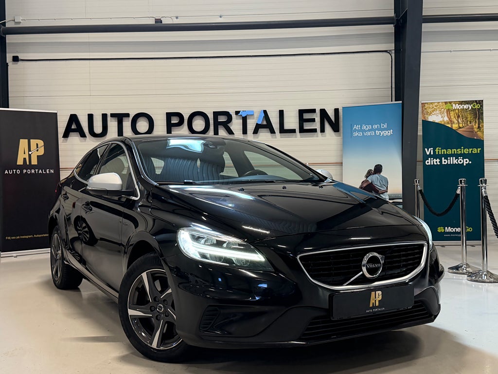Volvo V40 D2 R-Design Automat Nav VOC Skinn & Mocka Ny besiktigad