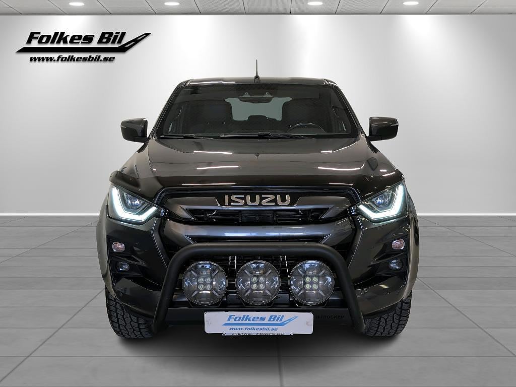 Isuzu D-Max XRX Crew Cab 1.9 4WD Kåpa Vhjul
