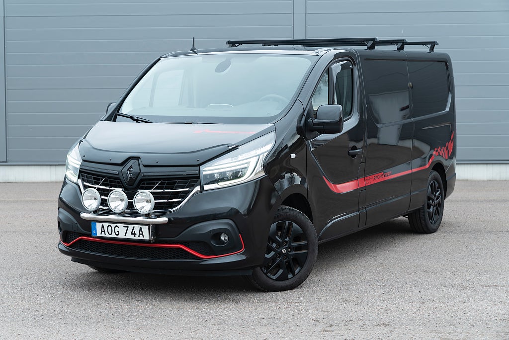 Renault trafic Skåpbil 3.0t 2.0 dCi 170hk EDC Racing Spirit