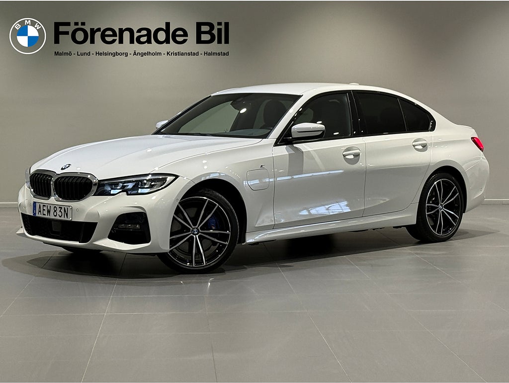 BMW 330e Sedan M Sport Adaptiv farth HiFi 19" Backkamera Rattv.