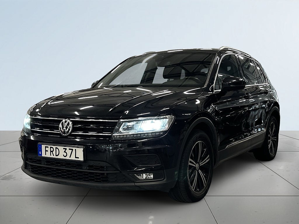 Volkswagen Tiguan 2.0 TSI 4Motion DSG S&V-hjul/Pvärm/Carplay/Rattvärme