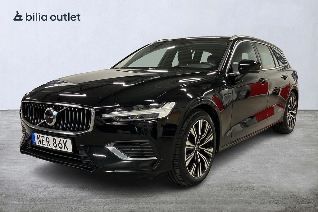 Volvo V60 Recharge T6 AWD Core Edt B-kam Navigation Dragkrok