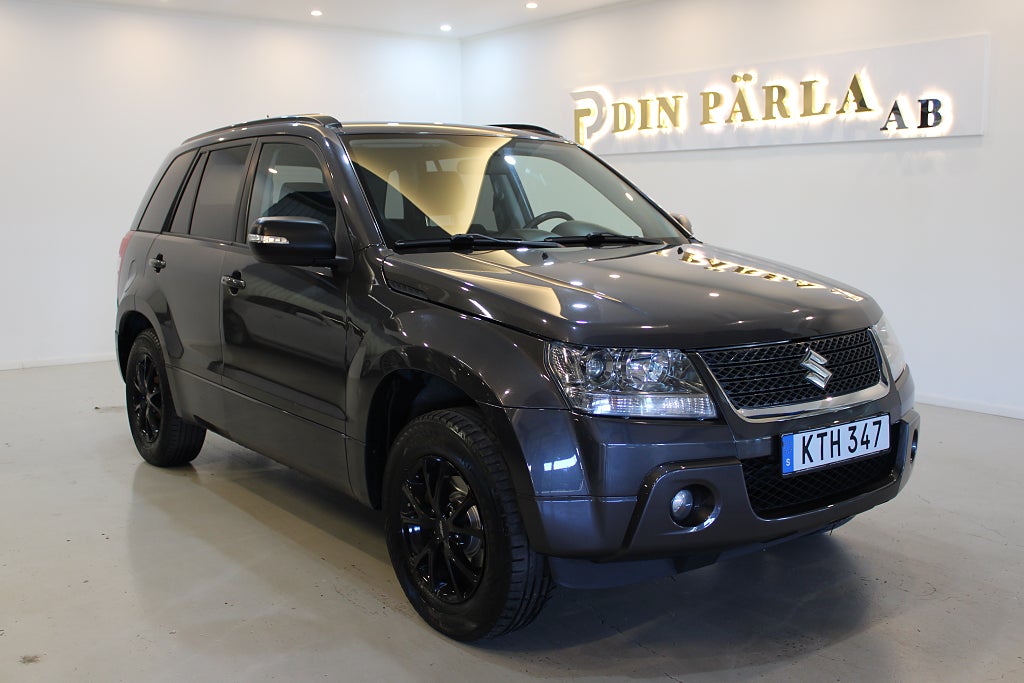 Suzuki Grand Vitara 5-dörrar 2.0 4WD Nyservad Drag