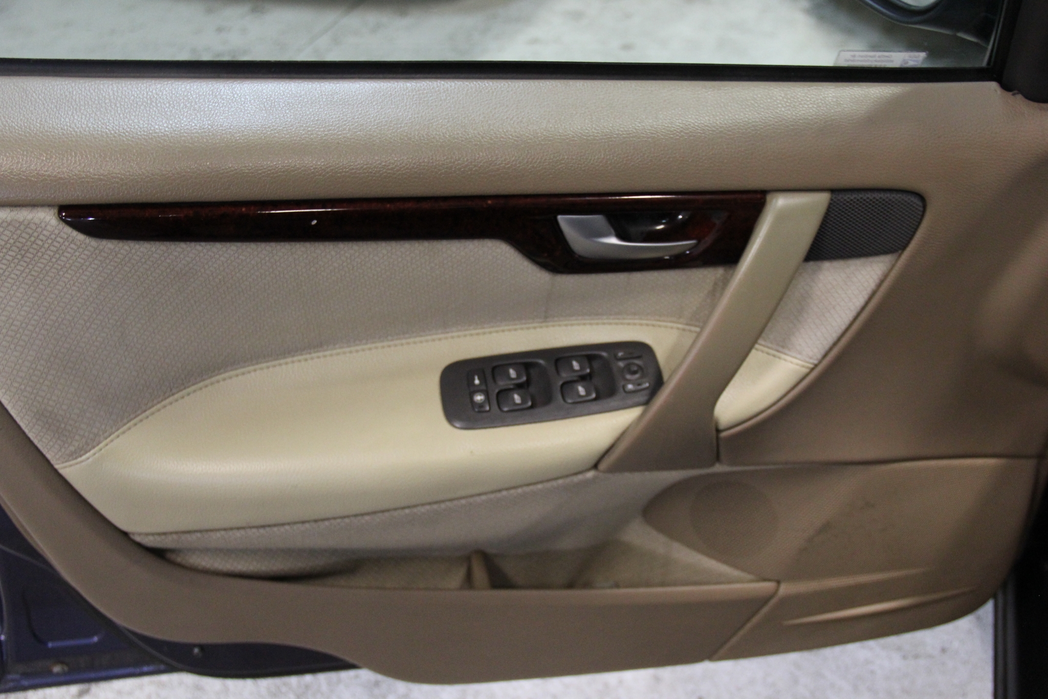 Volvo S60 2003, photo 7/39