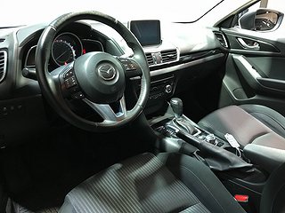 Halvkombi Mazda 3 11 av 20