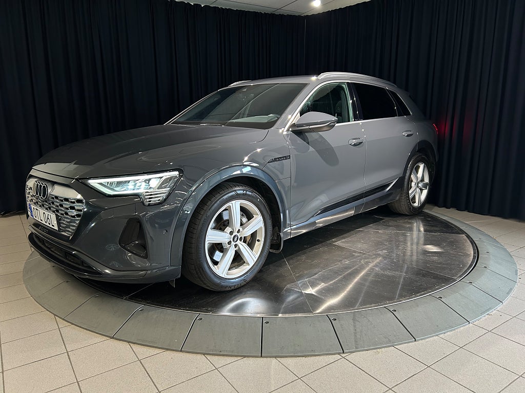 Audi Q8 50 e-tron Quattro Luftfjädring Kamera Drag 1 ägare 340h