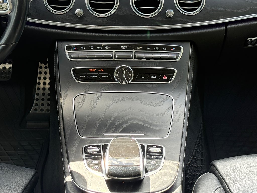 Mercedes-Benz E 2019 - miniatyr 16
