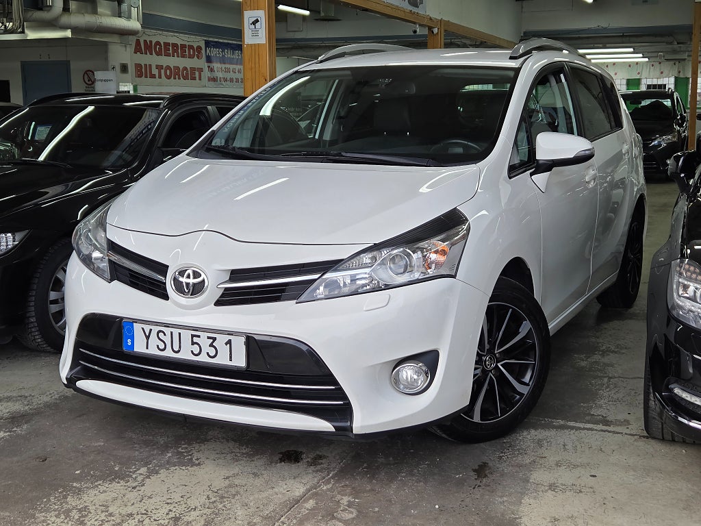 Toyota Verso 1.8 7 sits Valvematic Intense Edition Euro 6