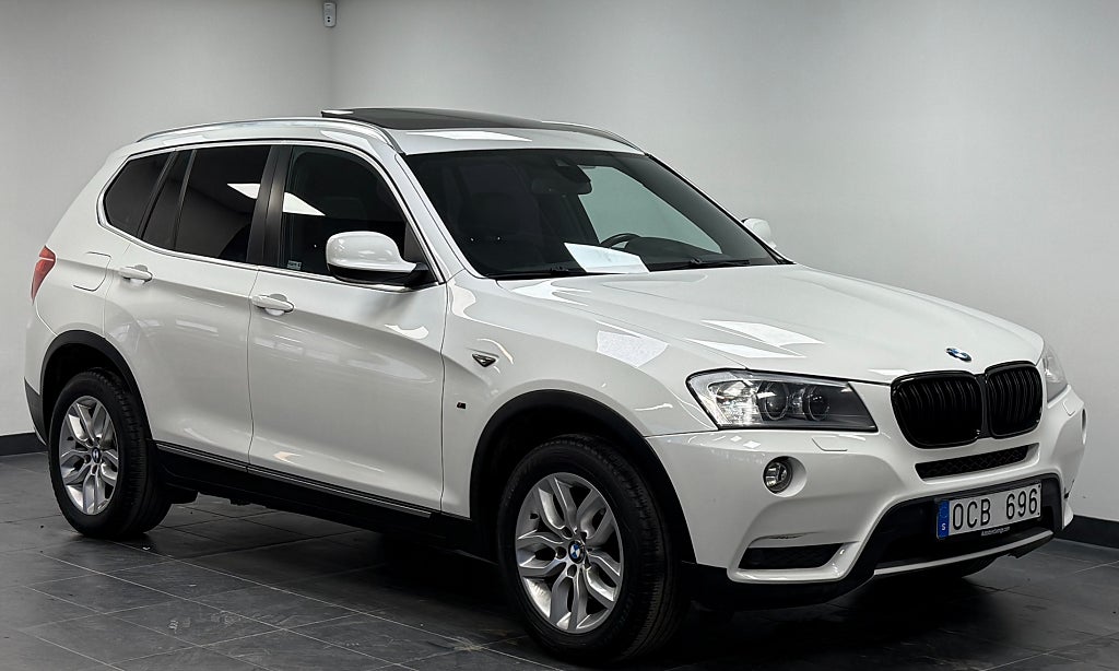 BMW X3 xDrive30d *Pano*HuD*Navi*B-kam*Läder*Drag*   Euro 5