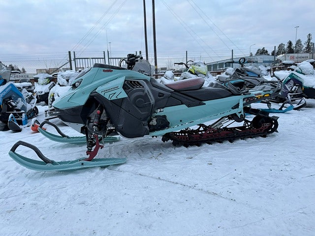 Ski-Doo Freeride E-Tec TURBO 146" 850 