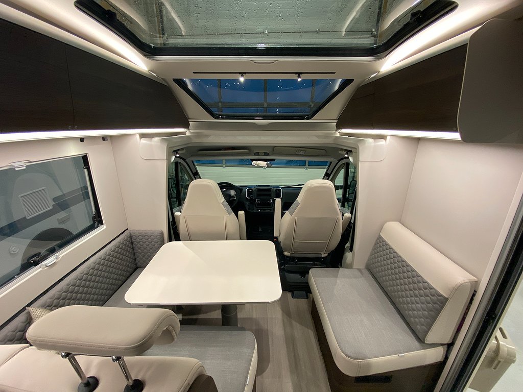 Adria Coral Supreme 670 SL / ALDE / Ugn / Panorama / Automat - Adria