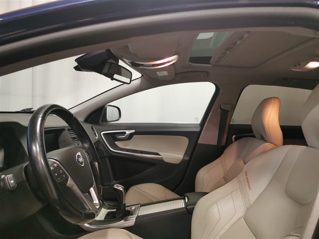 Volvo V60 2015, bild 6/40