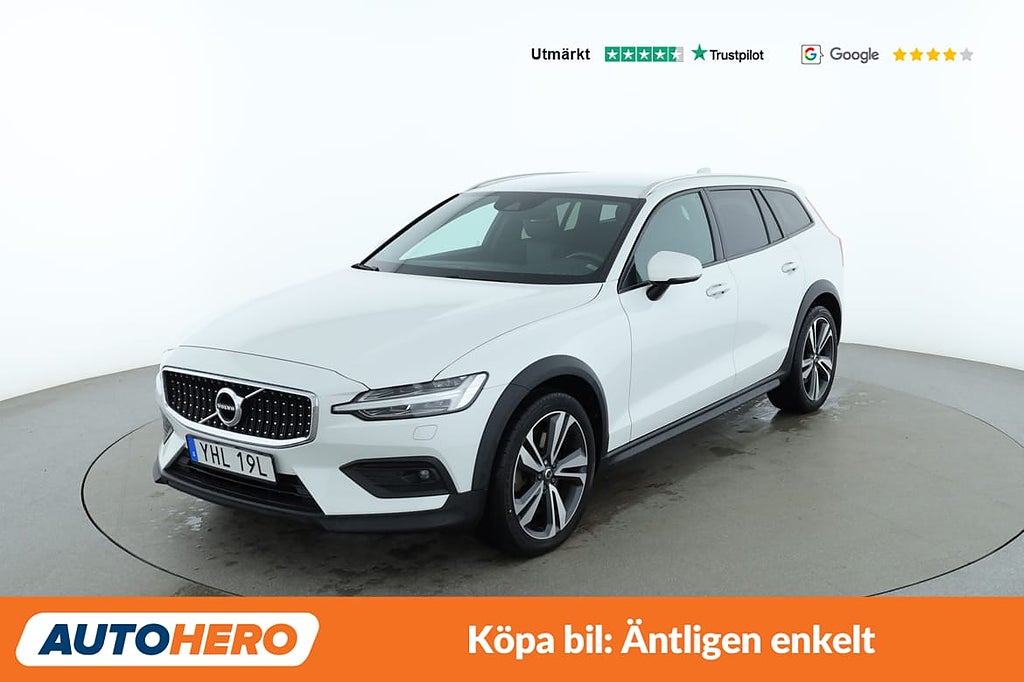 Volvo V60 Cross Country D4 Advanced / Värmare, VOC, BLIS, CarPlay, Dragk...