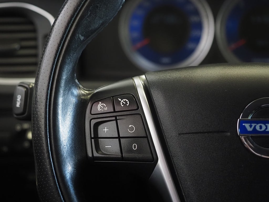 Volvo V60 D3 R-Design 163hk | Drag | Bluetooth | 2012