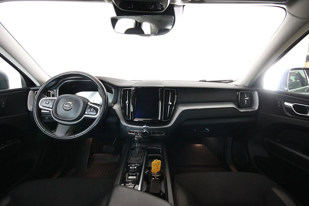 Volvo XC60 2020 - miniatyr 5