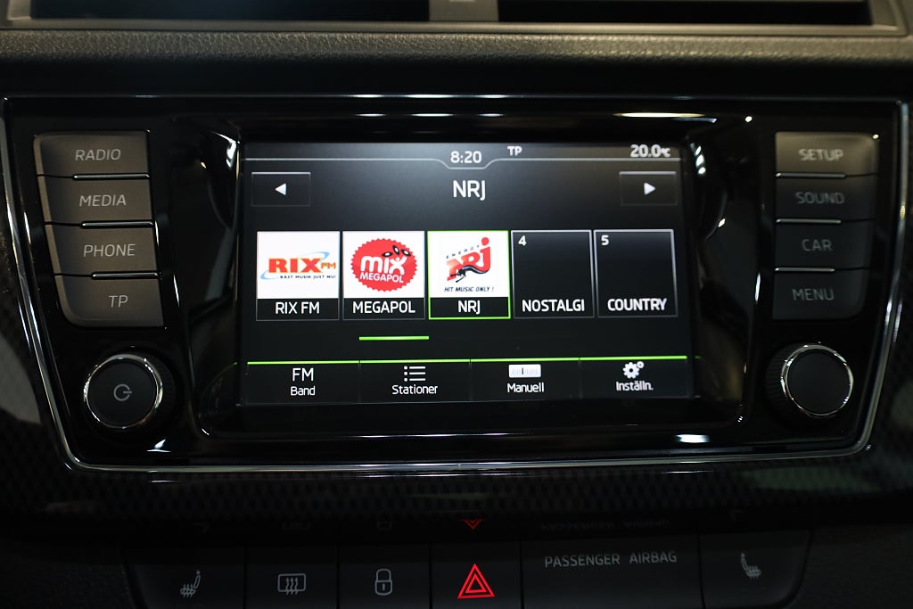 Skoda Fabia 1.2 TSI Monte Carlo Panorama PDC CarPlay Blåtand 2017
