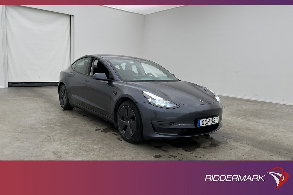 Tesla Model 3 Long Range AWD 440hk Svensksåld Autopilot