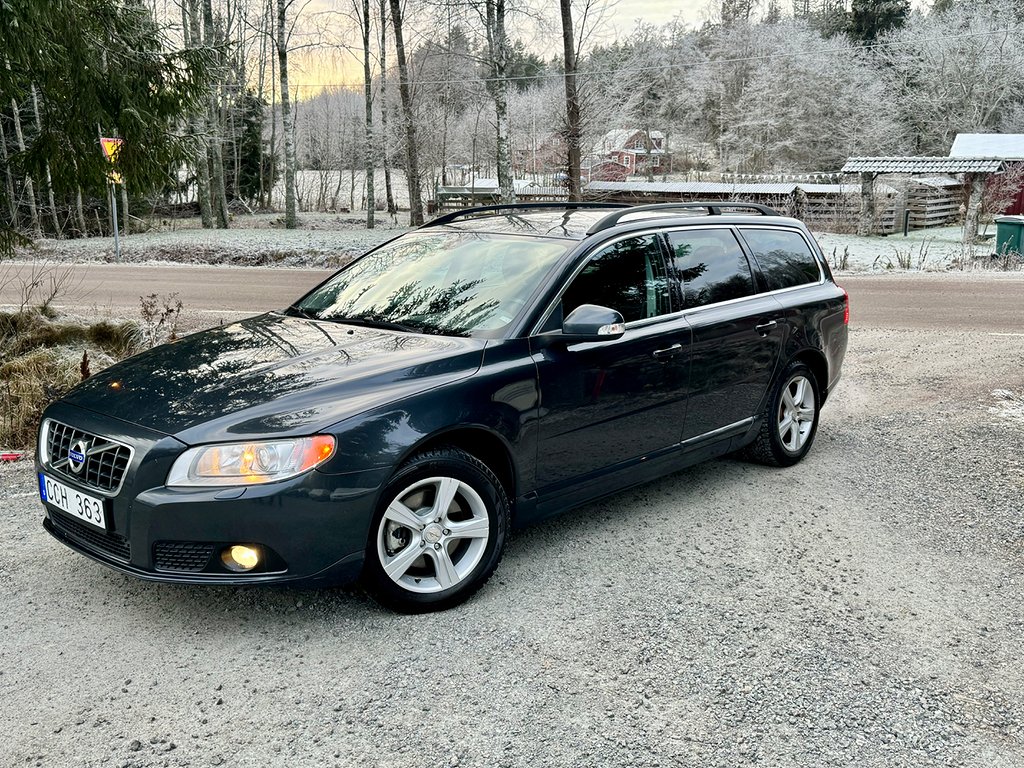 Volvo V70 D3 Automat, Momentum, Dieselvärmare, Nybesiktigad