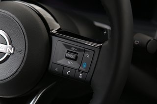 SUV Nissan X-Trail 17 av 27