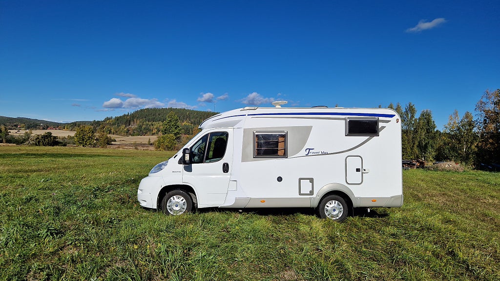 Bürstner T 570 Travelvan Garage