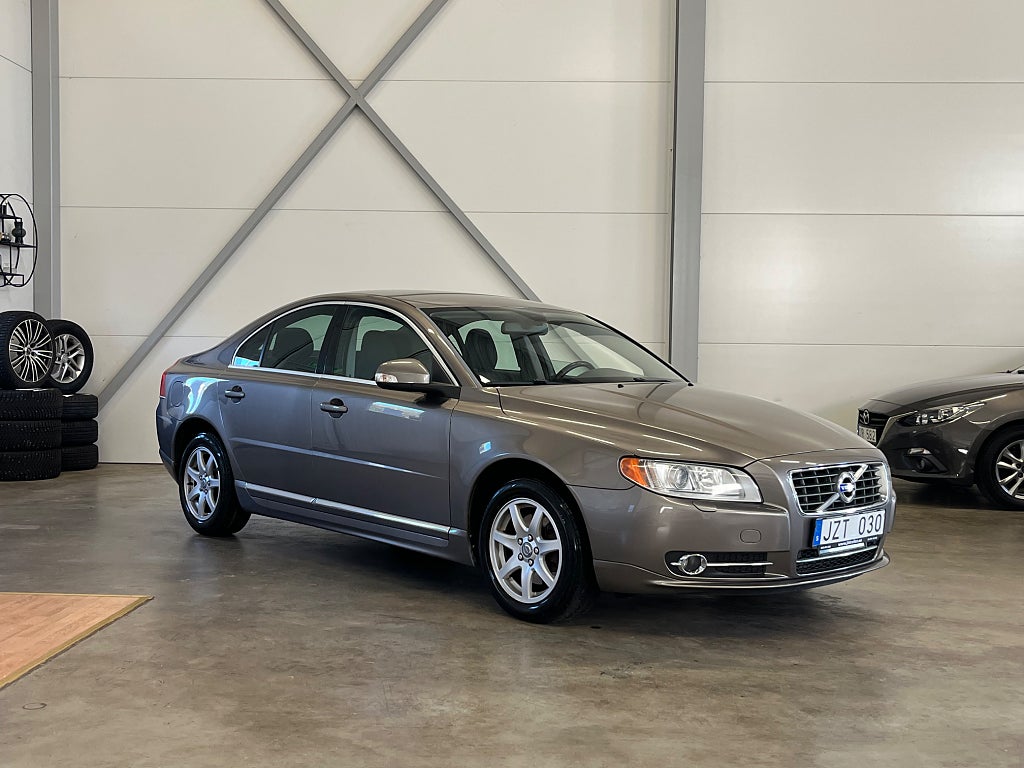 Volvo S80 2.5FT Momentum Xenon Drag 231hk