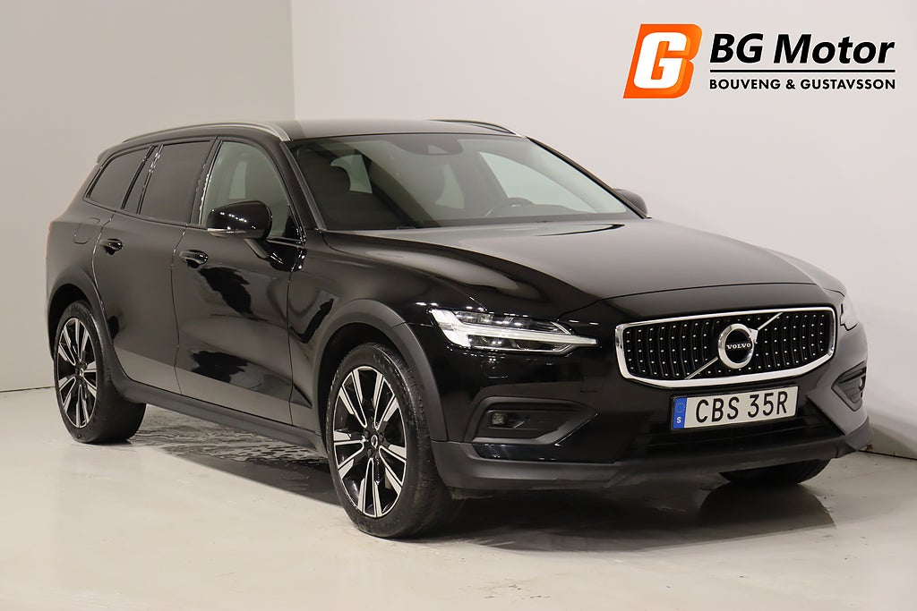 Volvo V60 Cross Country D4 AWD Momentum Värm/Nav/1,99% Ränta