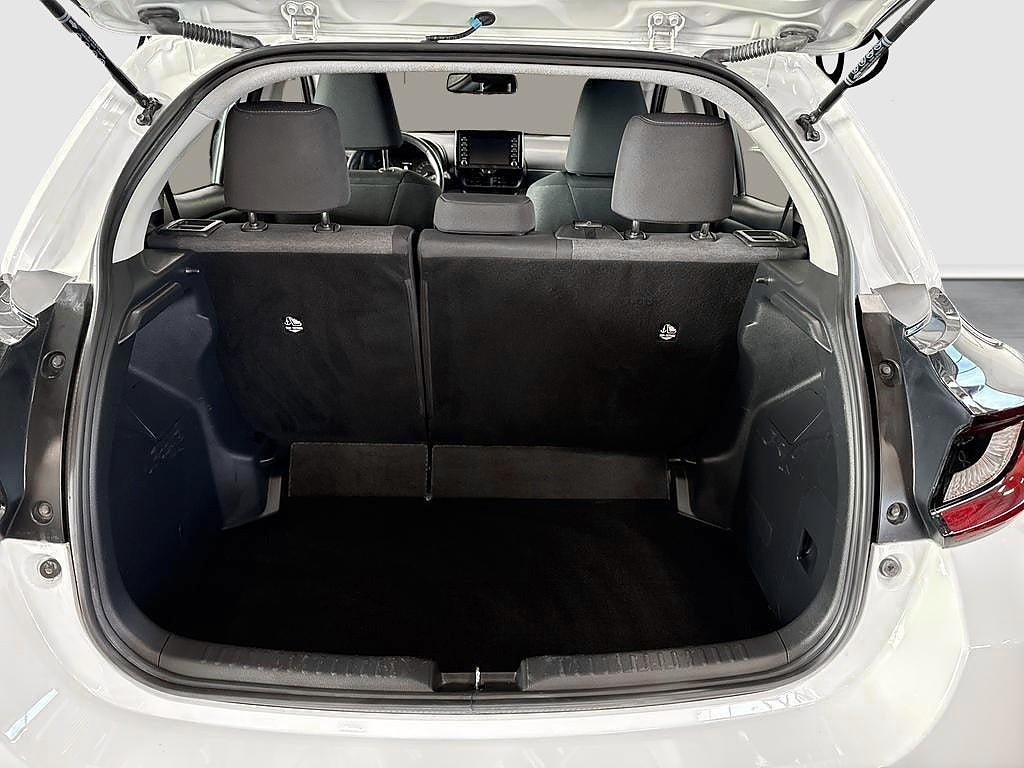 Toyota Yaris 2021 - miniatyr 11