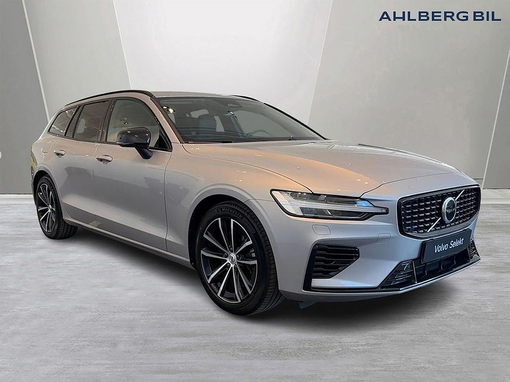 Volvo V60 T6 Plus Dark Edition, Läder, Drag, Tonade rutor