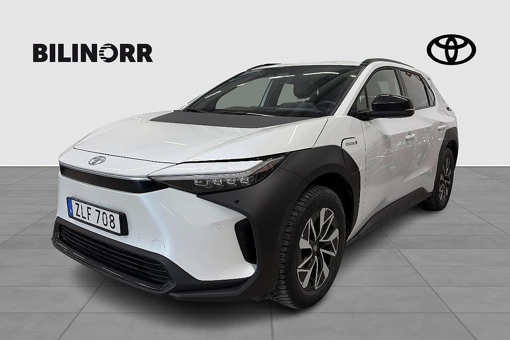 Toyota bZ4X AWD STYLE, V-hjul, Dragkrok