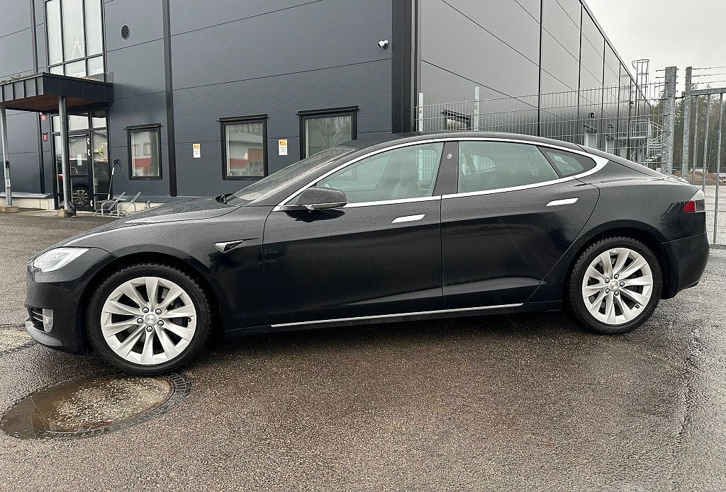 Tesla Model S 75D / 8.950 mil/ Batteritestad/  Svensksåld/