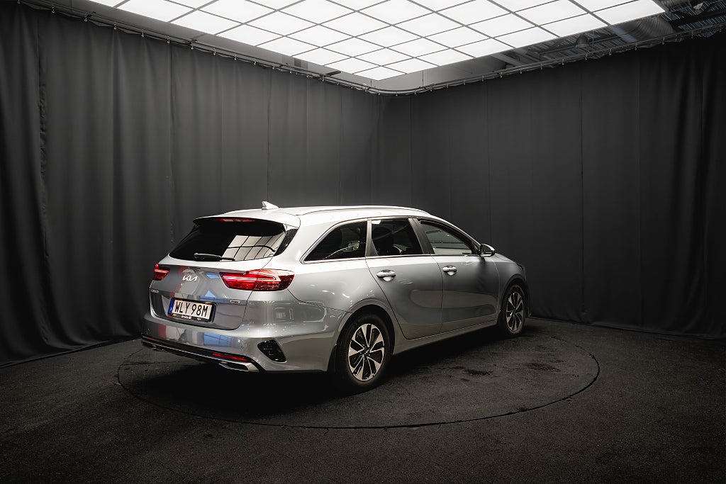 Kia Ceed Plug-in Advance DRAG KAMERA M&K-VÄRM ADAPTIV-FART MOMS