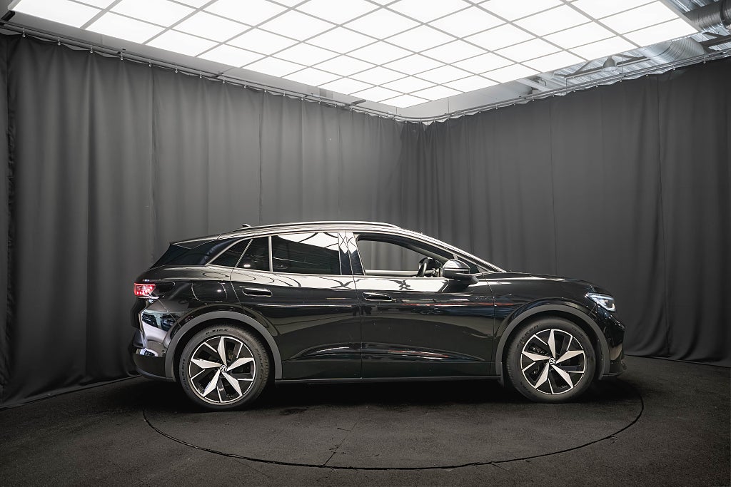Volkswagen ID.4 GTX 4M TOP SPORT+ PANO DRAG 360° ELSTOL EL-BAKLUCKA 1-ÄGARE