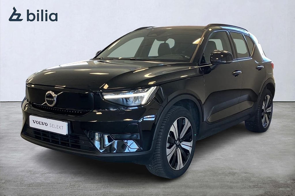 Volvo XC40 Recharge Core | Backkamera | P-sensorer fram &...