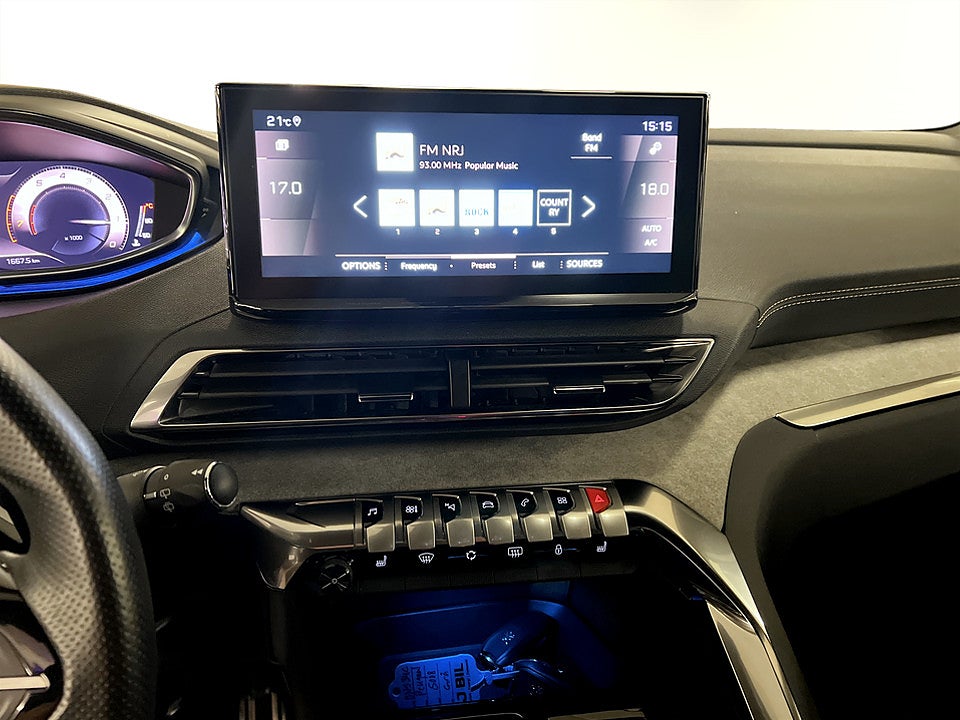 Bild på Peugeot 5008 GT 1.2 PT 130hk Aut 7-SITS B-KAMERA CARPLAY