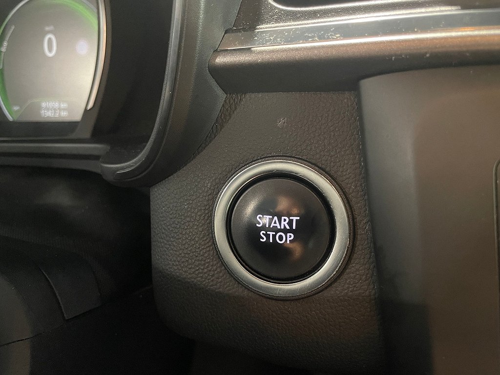 Renault Kadjar 1.6 dCi |4WD |LIMITED | AUT| VÄRMARE| KEYLESS 2018