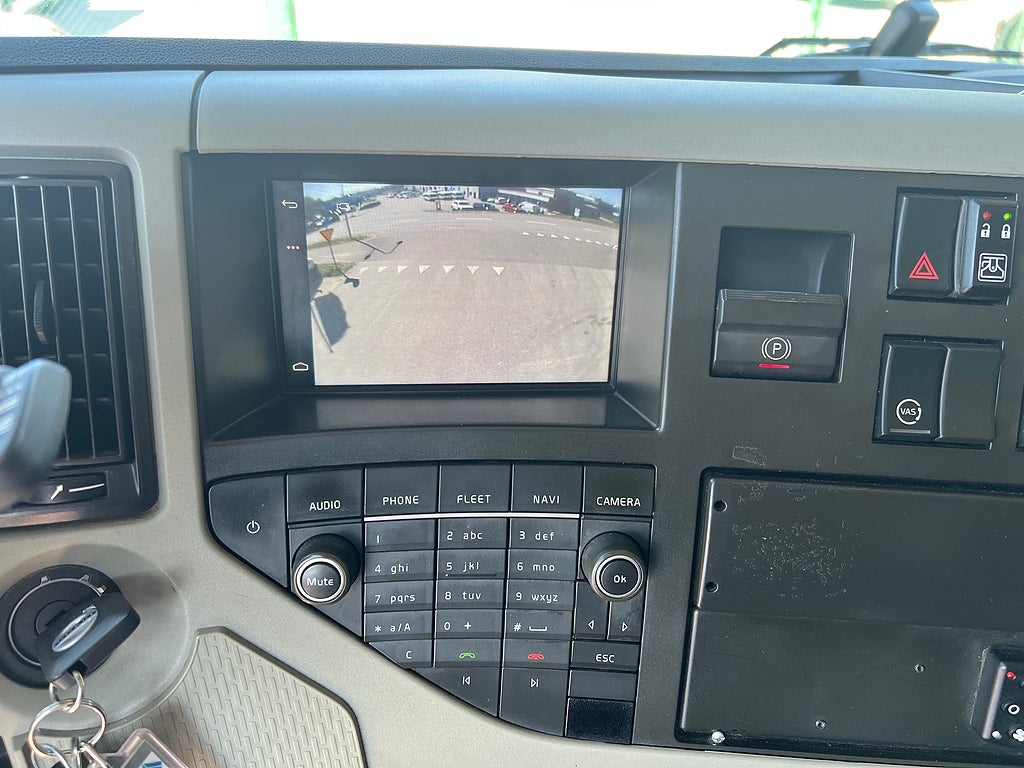 Volvo FM 410 6x2 Skåpbil, Öppningsbarsida, Bussbygg, Värmare