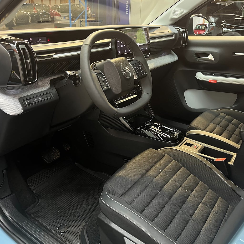 Citroën C3 Aircross Hybrid 145 e-DSC Carplay Backkamera Eluppvärmd Framr