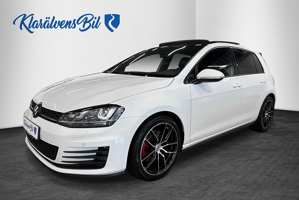 Volkswagen Golf I 5-dörrars GTD 2.0 TDI 184hk Pano D-värm Kamera CarPlay