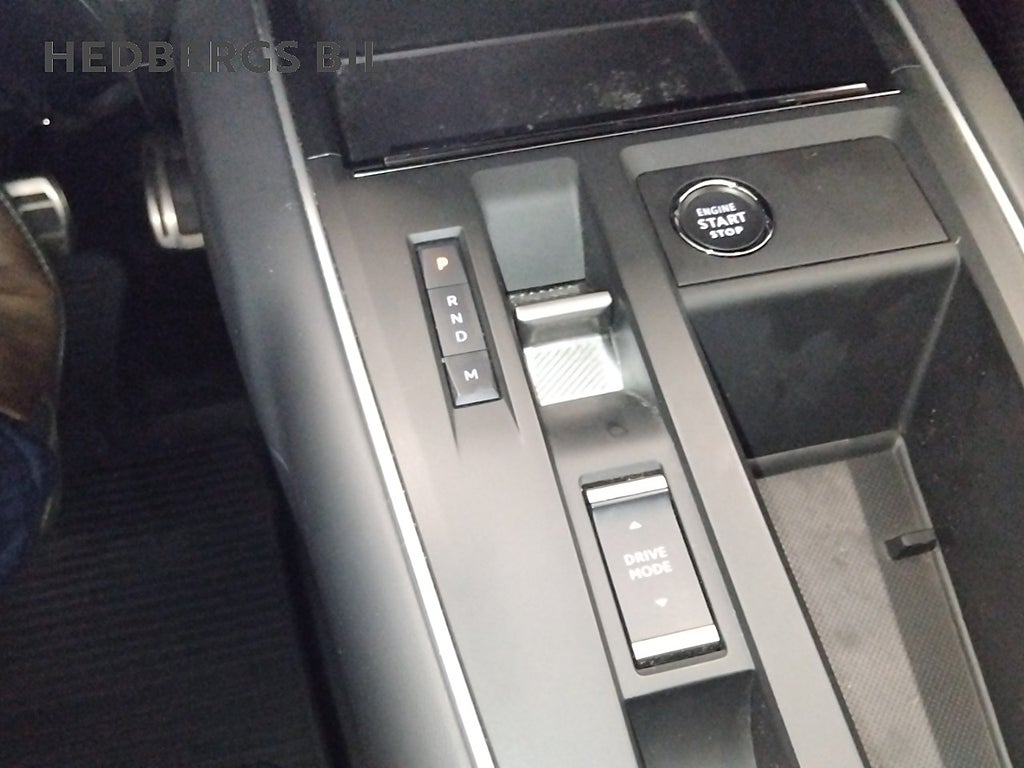 Citroën C5 Aircross 1.2 PureTech Shine Exclusive 130HK Automat thumbnail