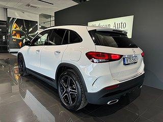 SUV Mercedes-Benz GLA 4 av 11