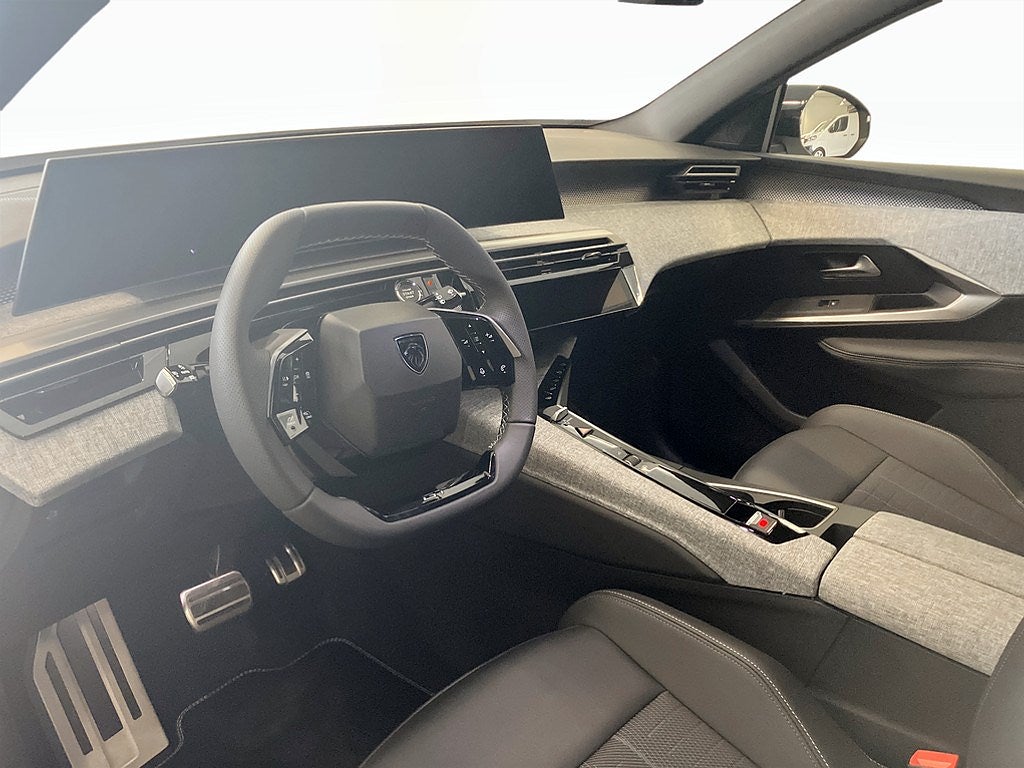 Bild på Peugeot 5008 GT Hybrid 145hk Aut - NYA VINTERHJUL INGÅR!