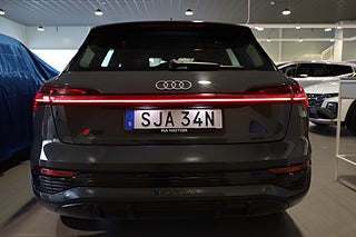 SUV Audi q8-e-tron 9 av 31