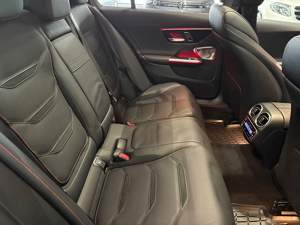 Mercedes-Benz AMG C 43 4MATIC AMG premium panorama värmare 20” - bild 9
