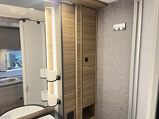 Husbil-halvintegrerad Dethleffs GLOBEBUS PERFORMANCE 4X4 T46 21 av 30