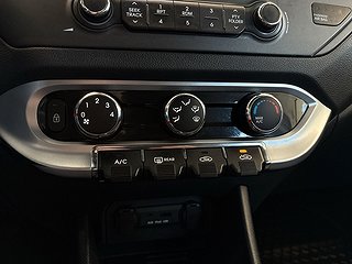 Kia Rio 5-dörrar 1.2 CVVT GLS S&V-hjul/AUX/USB/Låg Mil