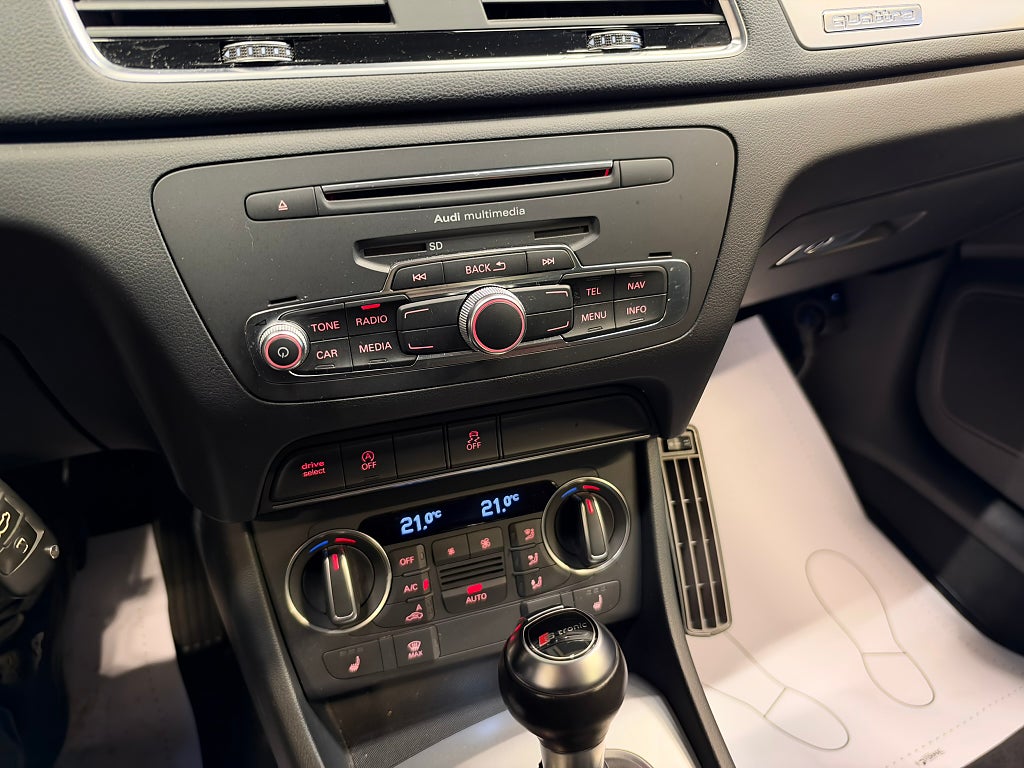 Audi Q3 2018 - miniatyr 10
