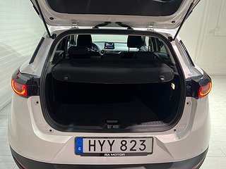Halvkombi Mazda CX-3 16 av 20