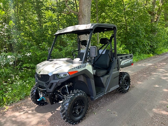 CFMOTO U Force 600 EPS O,M,G LEV STORSÄLJAREN PLOGKAMPANJ