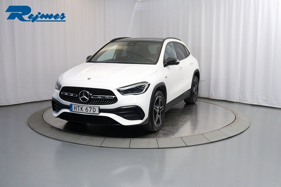 Mercedes-Benz GLA 250E Plug In  AMG